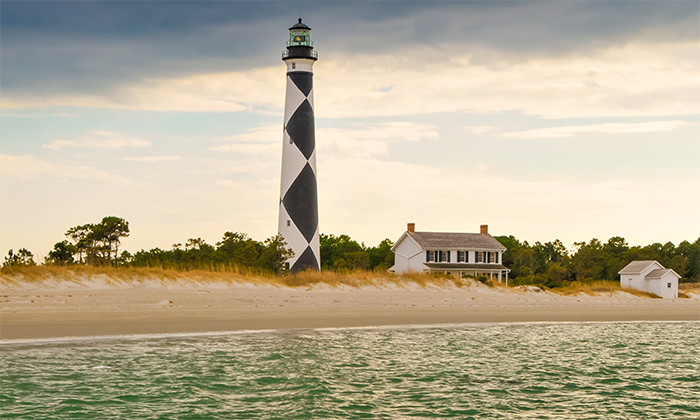 cape-lookout-lighthouse