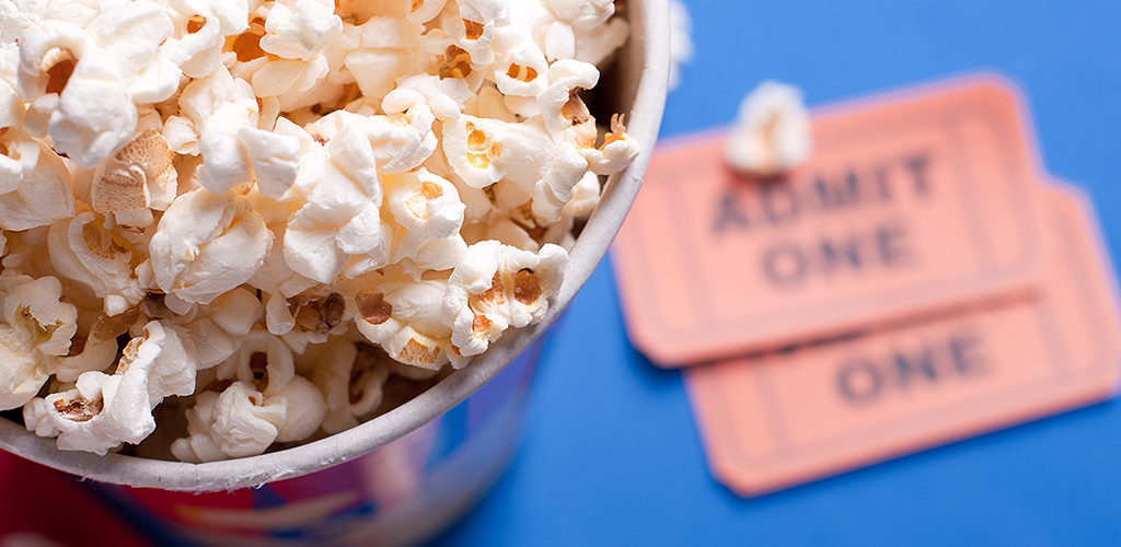 EIR_AreaInfo_AttractionsSections_1024x500_0001_MovieTheaters Movie Theaters near Emerald Isle, NC