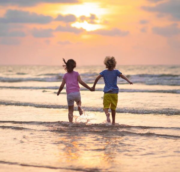 Spring on the Crystal Coast Spring on the Crystal Coast